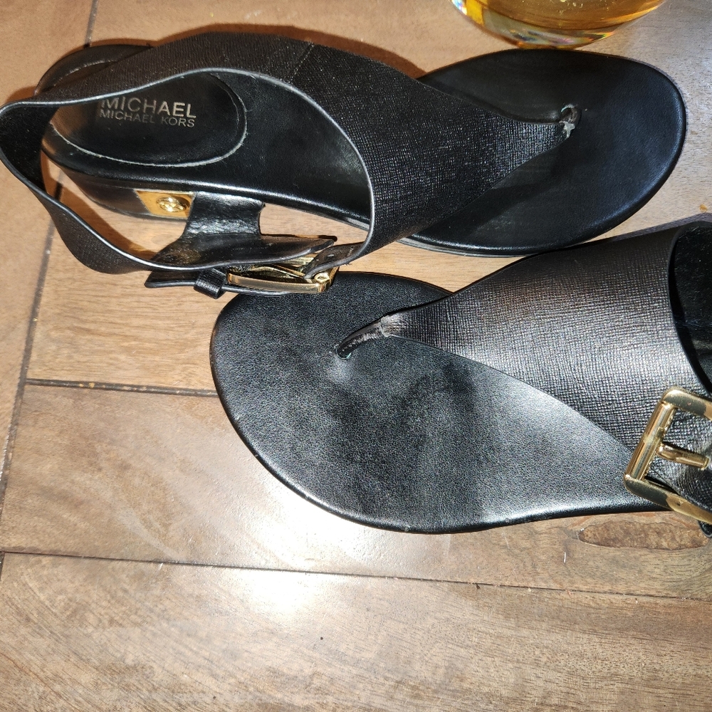 Michael Kors Black Sandals with Gold Buckle - Picture 4 of 5